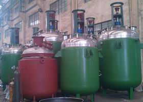 蒸汽加熱反應(yīng)釜、導(dǎo)熱油循環(huán)加熱反應(yīng)釜 