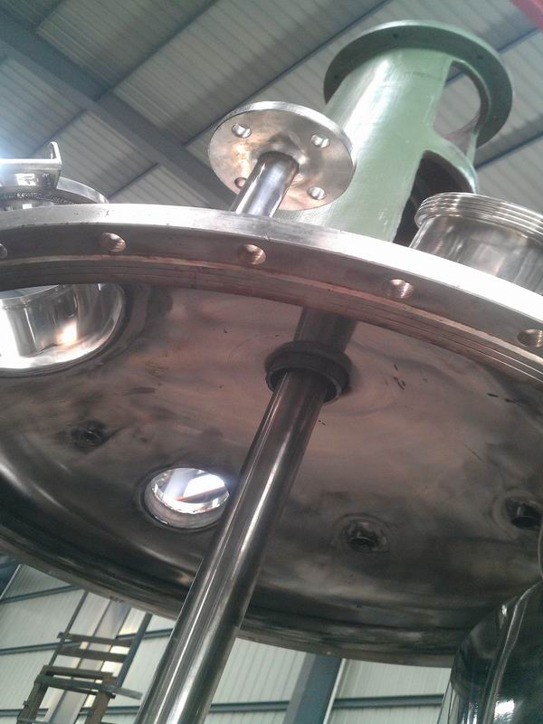 蒸汽加熱反應(yīng)釜、導(dǎo)熱油循環(huán)加熱反應(yīng)釜 