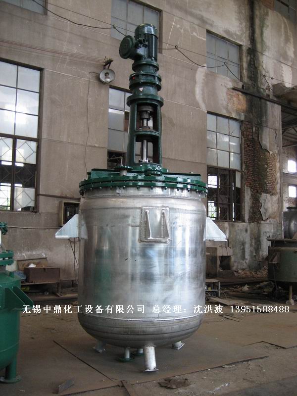 濃硝酸儲(chǔ)罐、鋁儲(chǔ)罐、濃硝酸高位槽、鋁高位槽、濃硝酸計(jì)量罐 