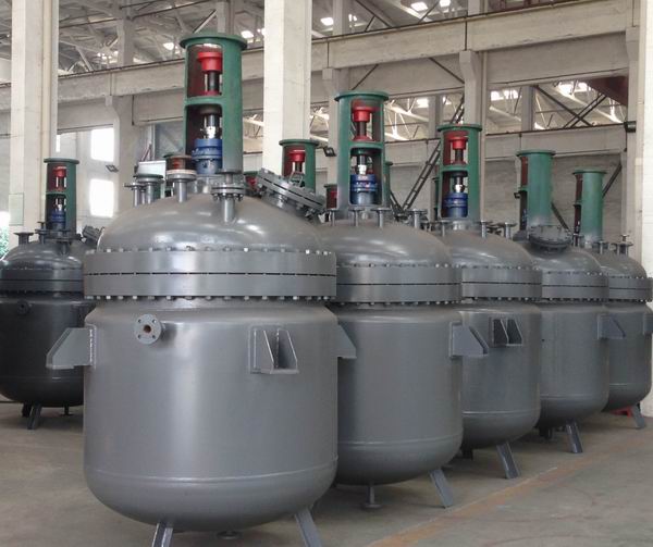 蒸汽加熱反應(yīng)釜、導(dǎo)熱油循環(huán)加熱反應(yīng)釜